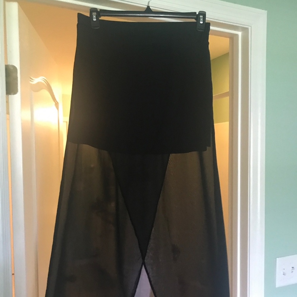 Black long skirt